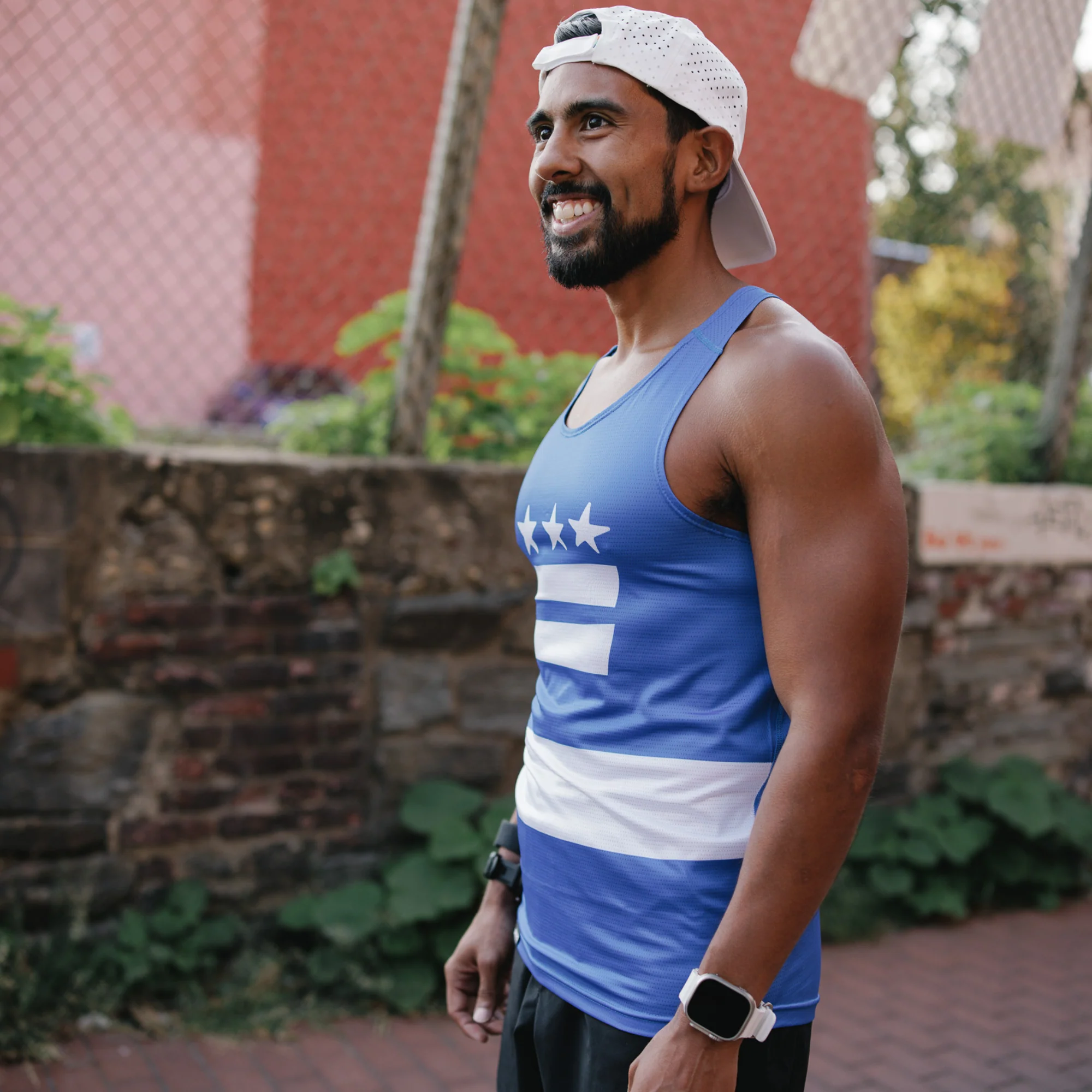 2:02 Men's Sunset Singlet - Image 4